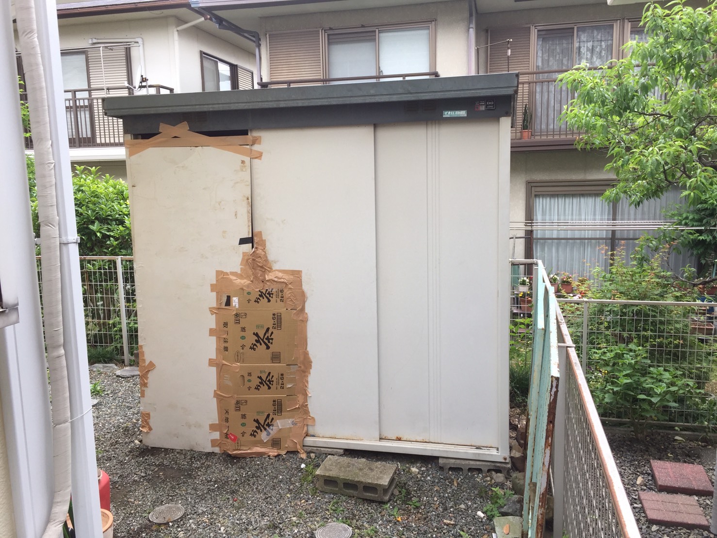 平塚市で壊れてしまった物置の解体処分と中身のお片付け | カイテキ解体